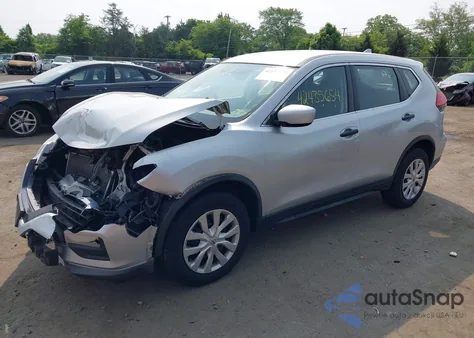 2017 Nissan Rogue S/Sv z USA, uszkodzony, nr VIN KNMAT2MV7HP565670